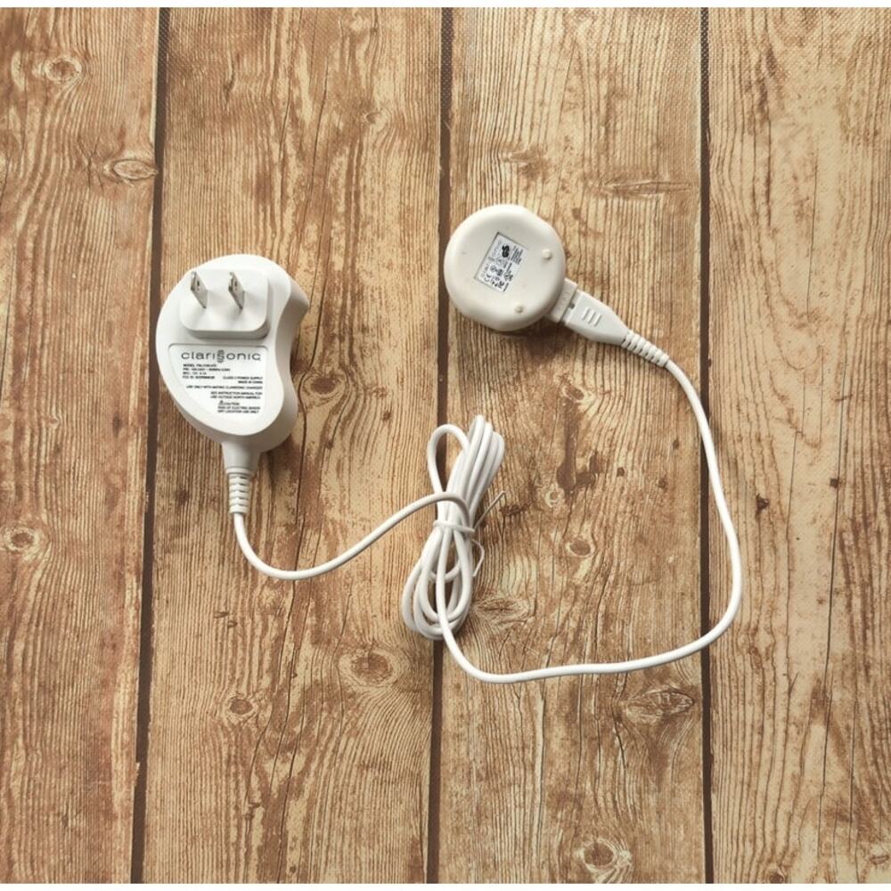 Genuine Clarisonic Original Mia 1 & Mia 2 Wall Power AC Adapter Charger 12V 0.1A